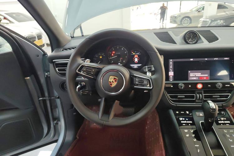 Used Porsche Macan 2023 Macan 2.0T
