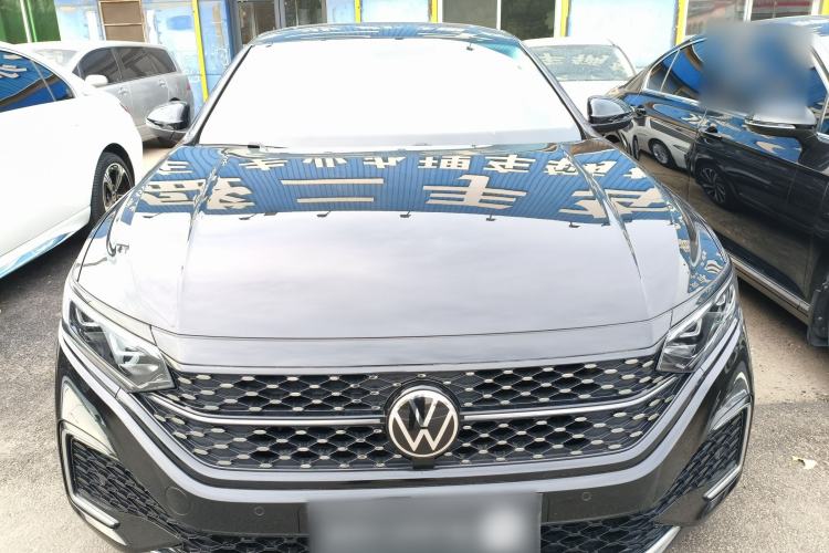 Used Volkswagen Passat 2022 330TSI Starry Luxury Edition
