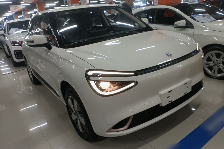 Used Dongfeng NAMMI 01 
