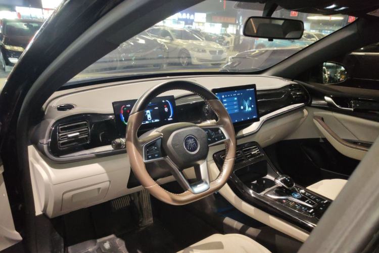 Used BYD Qin PLUS 2023 Champion Edition DM-i 55KM Leading Model
