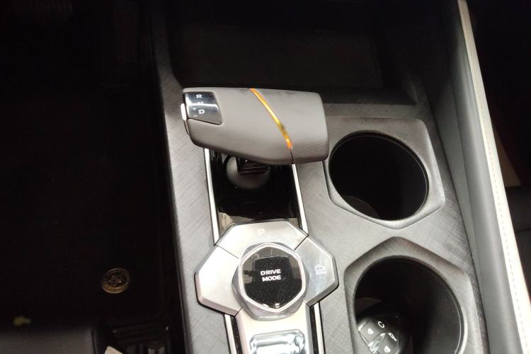 Used Changan UNI-V 2023 1.5T Prestige Model
