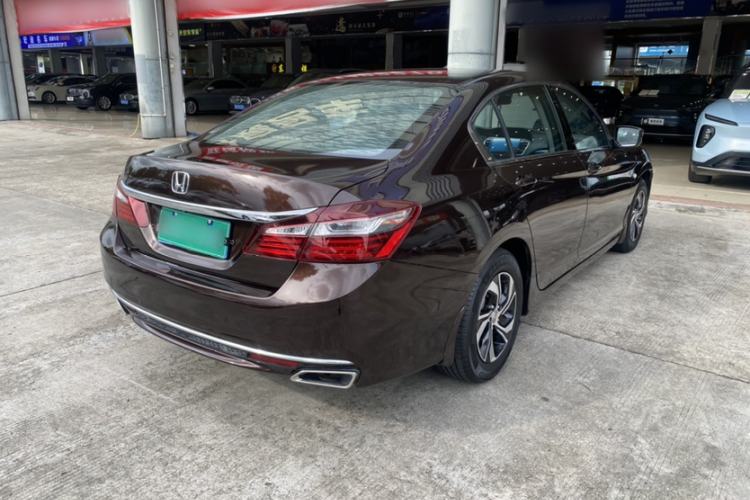Used Honda Accord 2016 2.0L Comfort Edition
