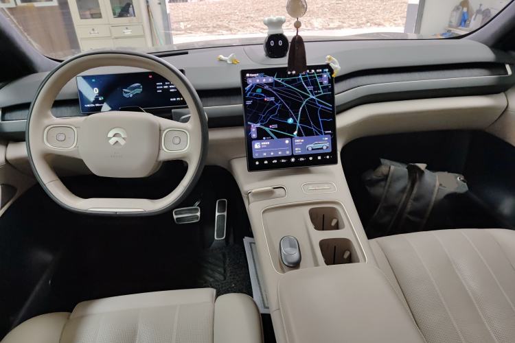 Used Nio ES8 2023 75 kWh Executive Edition