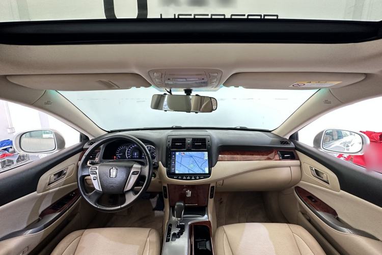 Used Toyota Crown 2012 2.5L Royal Leather Edition
