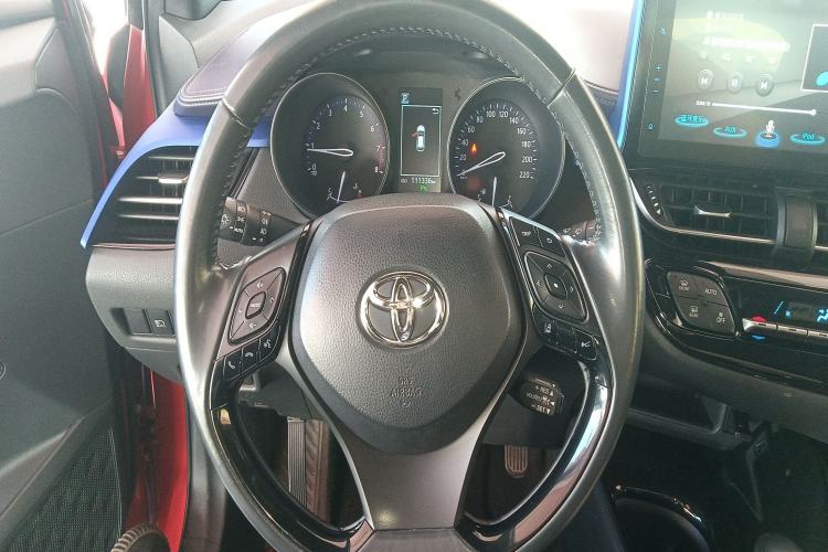 Used Toyota C-HR 2018 2.0L Luxury Edition China V Standard