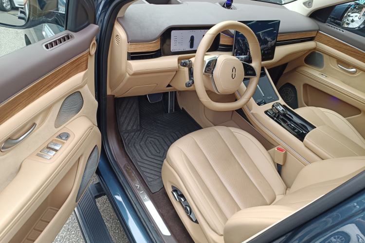 Used Hima AITO M7 2024 1.5T Intelligent Driving 4WD Ultra Version 6 Seats