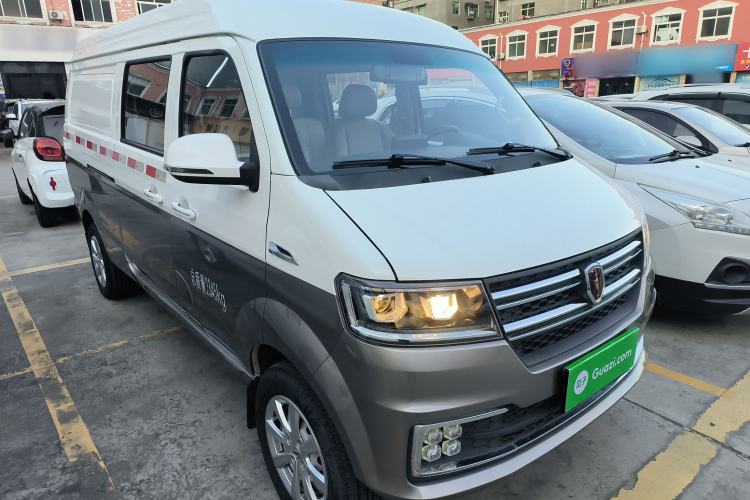 Used Jinbei New Hiace S 2023 1.5L Wealth Edition Van 2/5-Seater Non-Air-Conditioned Version SWC15M