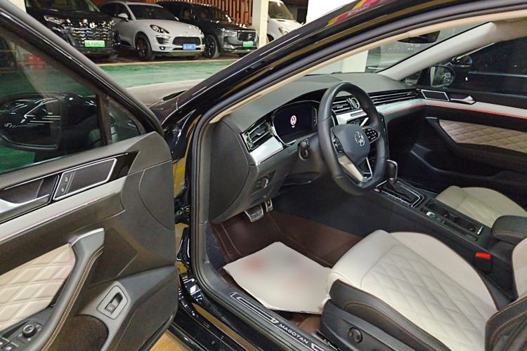 Used Volkswagen Magotan 2023 2 Million Units Commemorative Edition 330TSI DSG Luxury Version
