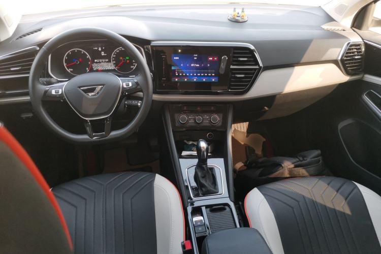 Used Jetta VS5 2023 280TSI Automatic Trend Edition
