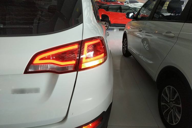 Used Zotye Domy X5 2017 Value Edition 1.6L Manual Comfort Model
