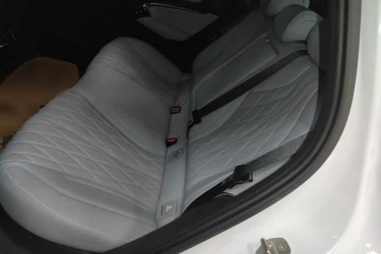 Used BYD Seal 2022 700 km Long-Range Rear-Wheel-Drive Version
