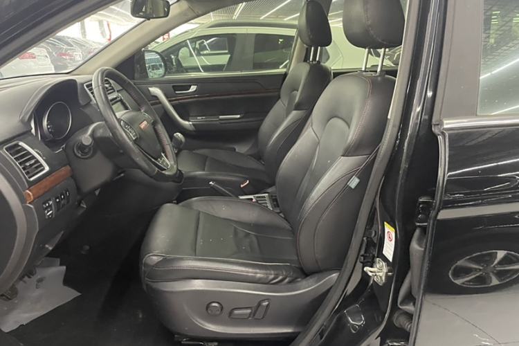 Used Haval H6 2014 Sport Version 1.5T Manual Two-Wheel Drive Elite Edition
