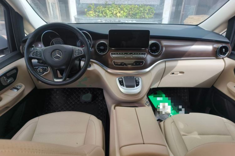 Used Mercedes-Benz V-Class 2021 V 260 Avantgarde Edition