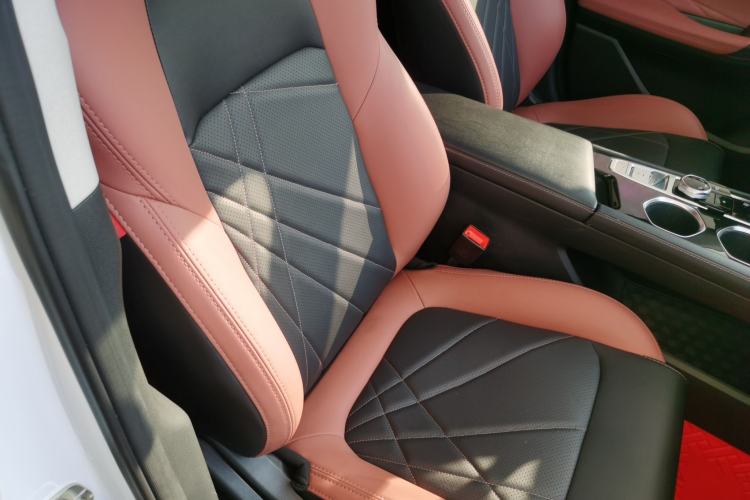 Used Changan Eado 2022 PLUS Blue Whale NE 1.4T GDI DCT Prestige Edition
