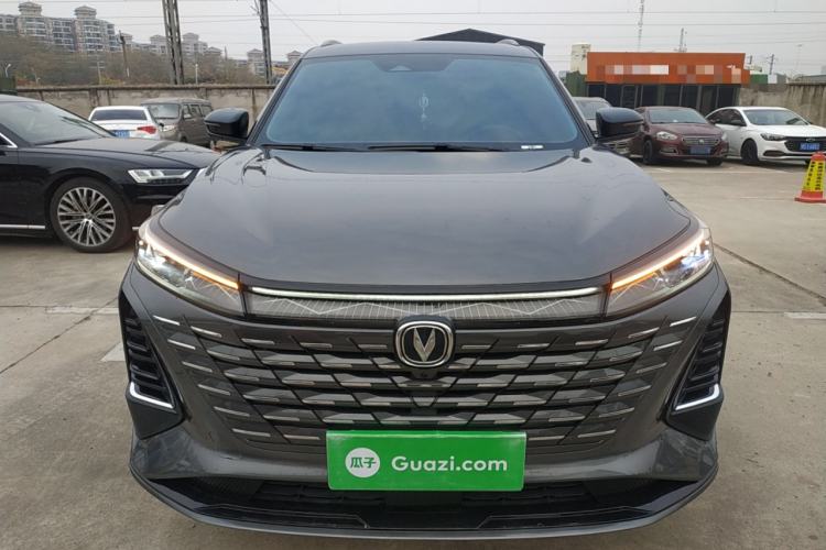 Used Changan CS75 PLUS 2024 3rd Generation Champion Edition 1.5T Intelligent Drive Dynamic Model
