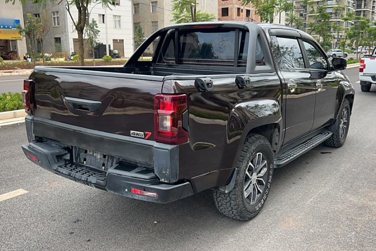 Used JMC Yuhu 7 2020 2.0T Diesel Automatic 4x4 Comfort Edition Short Wheelbase China VI Standard JX4D20A6L
