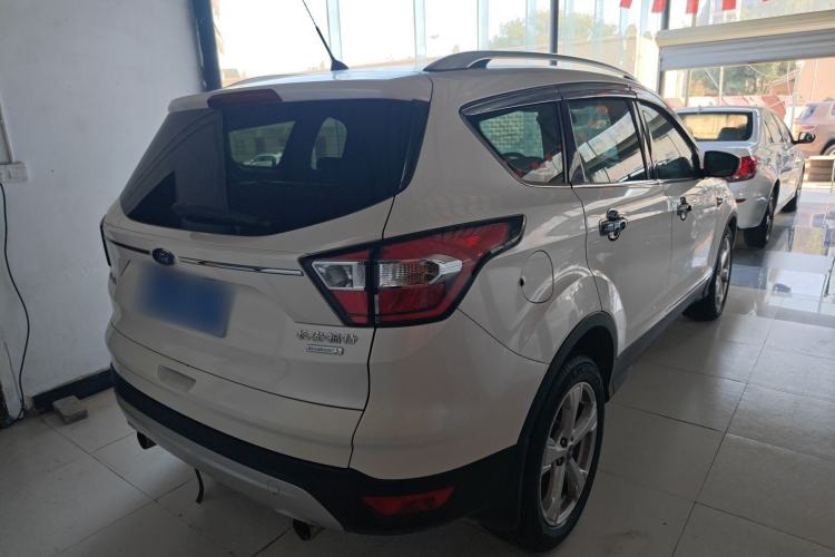 Used Ford Kuga 2017 EcoBoost 180 Two-Wheel-Drive Platinum Edition