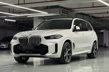 Used BMW X5 2023 xDrive 30Li Luxury M Sport Package