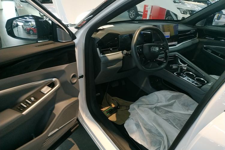 Used Geely Auto Emgrand X7 Sport 2026 Model 1.5TD Aspirational
