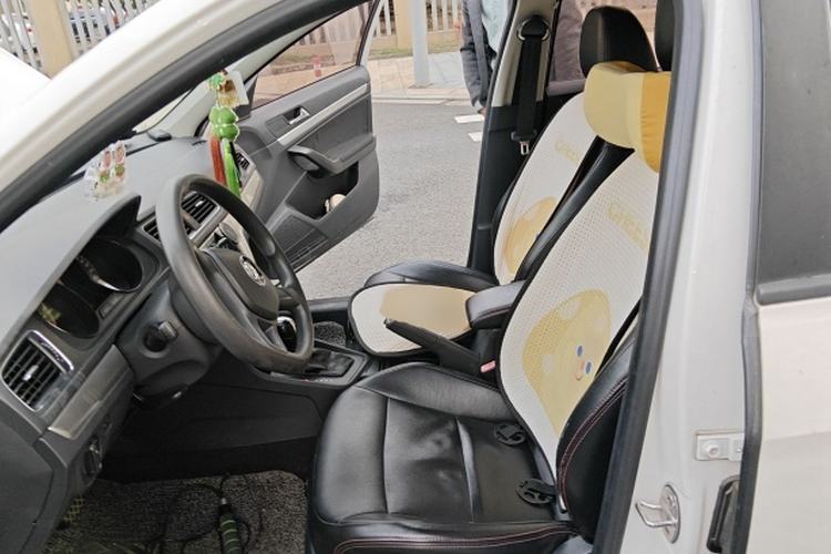 Used Volkswagen Lavida 2015 1.6L Automatic Fashion Edition
