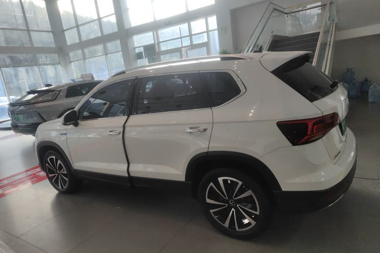 Used Volkswagen Tharu 2022 280TSI Two-Wheel-Drive Luxury Edition
