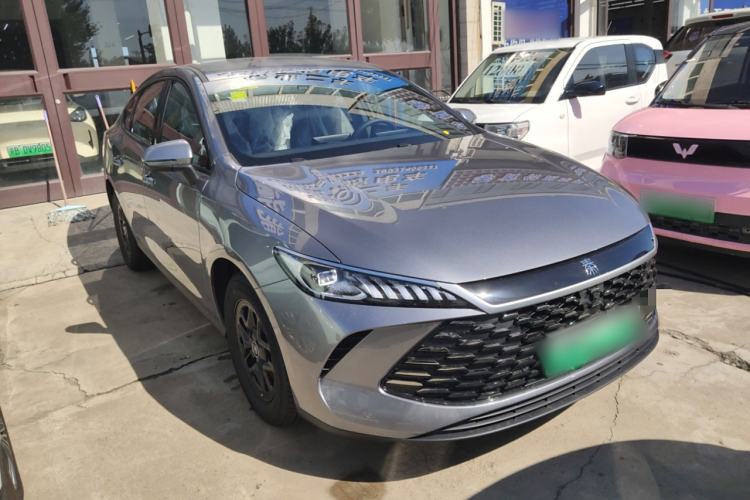 Used BYD Qin PLUS 2025 DM-i Smart Drive 55KM Leading Model
