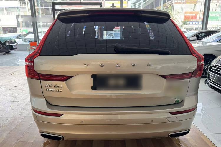 Used Volvo XC60 2019 T5 4x4 Smart Edition China VI Standard

