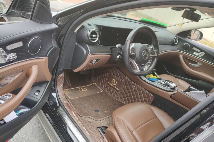 Used Mercedes-Benz E-Class 2019 E 300 L Sporty and Stylish Model
