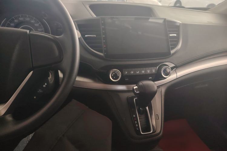 Used Honda CR-V 2016 2.0L two-wheel drive Urban Edition
