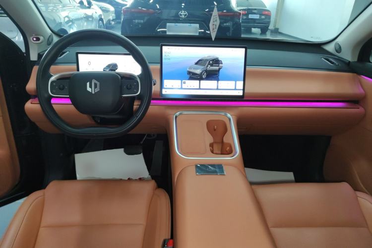 Used Leapmotor C16 2026 Extended-Range 280 LiDAR Zhizun Edition 6 Seats
