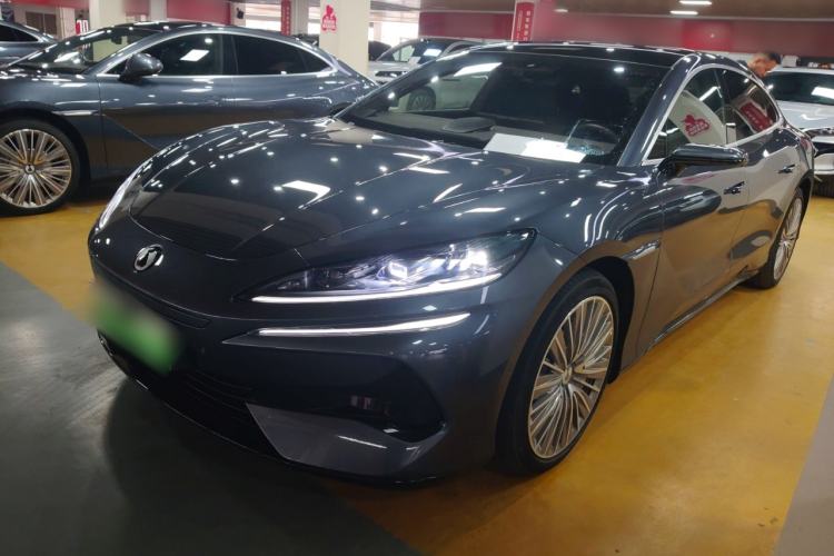 Used Denza Z9 2024 1100 km All-Wheel-Drive Ultra Version