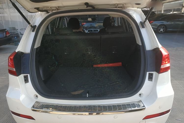 Used Haval H2 2017 Red-Label 1.5T Manual Two-Wheel Drive Comfort Model
