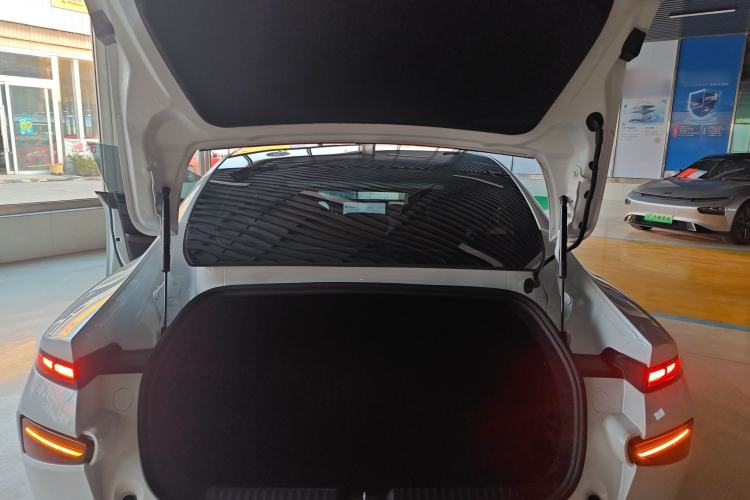 Used XPeng P7 2020 586N
