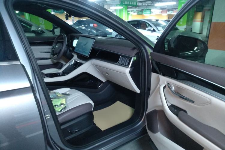 Used BYD Song PLUS New Energy 2025 DM-i Smart Drive 112KM Prestige Model
