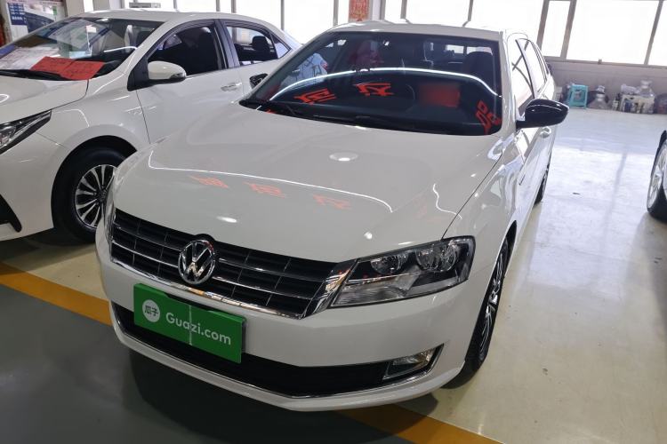 Used Volkswagen Gran Lavida 2014 1.4TSI Automatic 30th Anniversary Edition