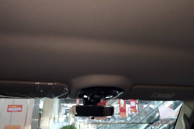 Used Jetour Traveler 2023 2.0T All-Wheel-Drive Crosser
