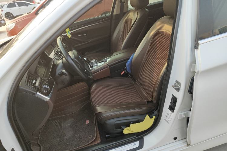 Used BMW 5 Series 2014 525Li Luxury Design Package
