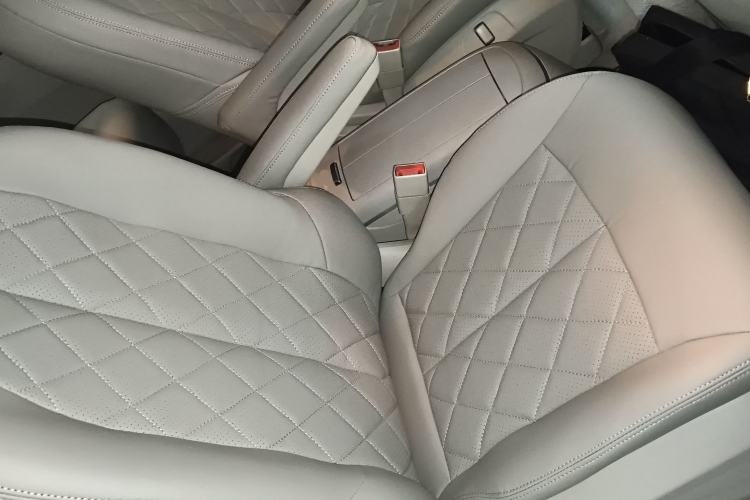 Used Buick GL8 2022 Land Cruiser Executive Class 652T Comfort Model