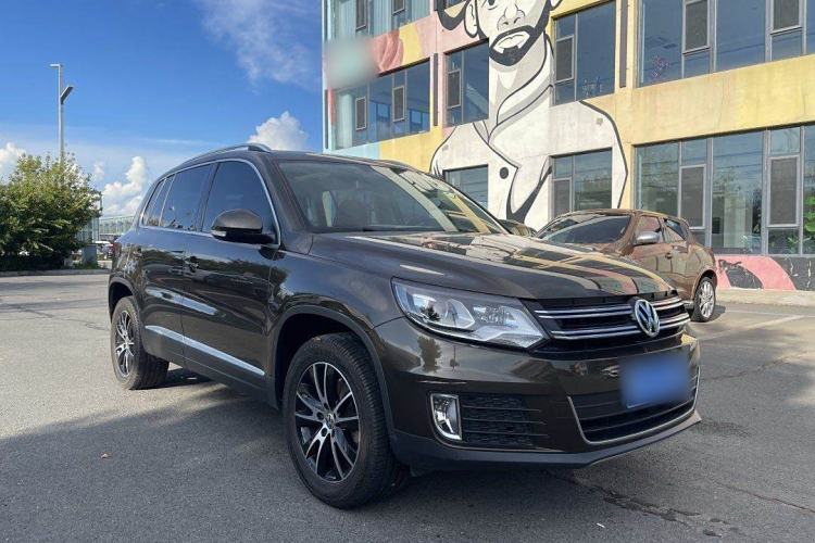 Used Volkswagen Tiguan 2015 1.8TSI Automatic All-Wheel-Drive Luxury Model
