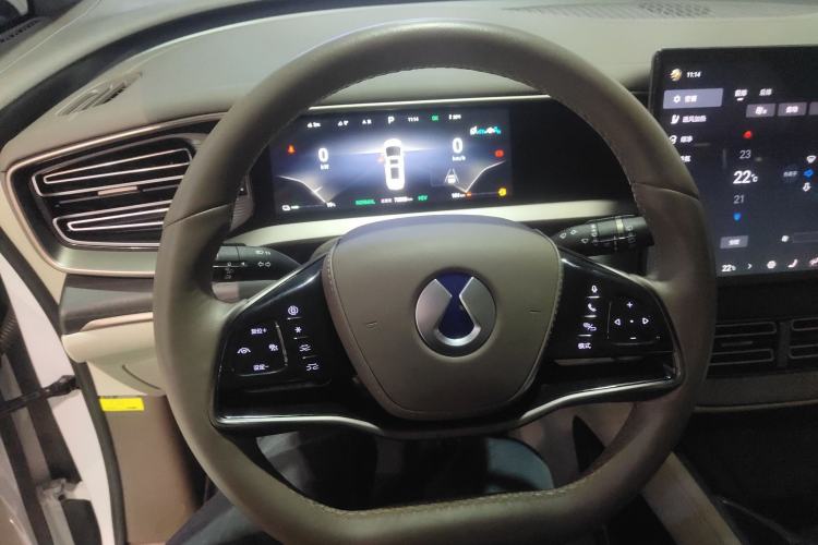 Used Denza D9 2022 DM-i 970 Four-Wheel Drive Prestige Model
