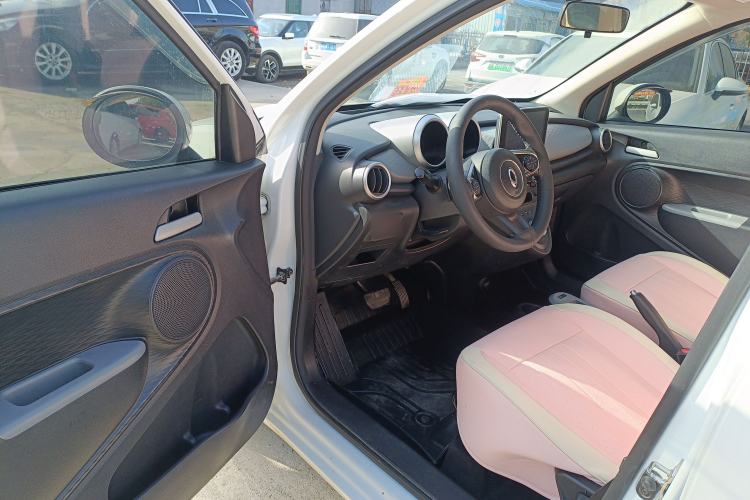 Used ORA Black Cat 2021 301 km Basic Version
