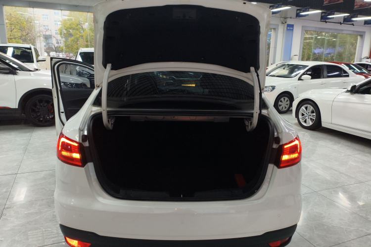 Used Ford Escort 2019 Revised 1.5L Automatic ZhiXiang Version (Tire Pressure Monitoring) China VI Standard