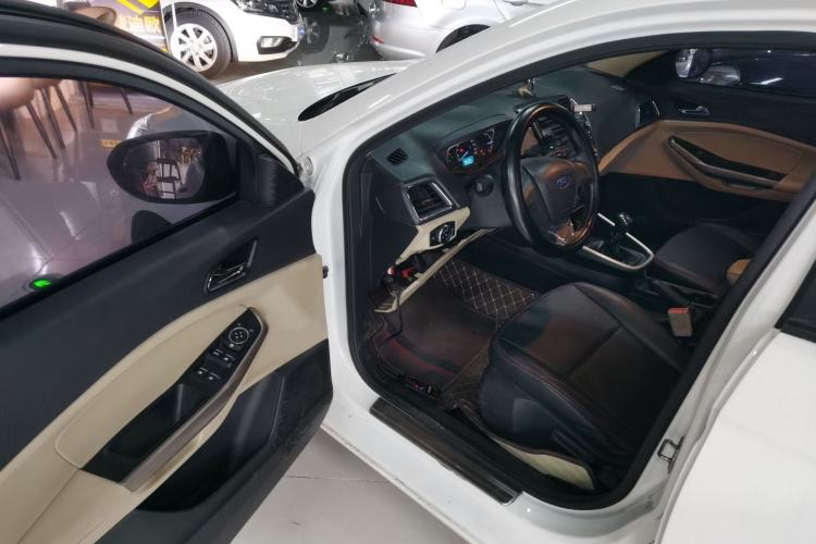 Used Ford Escort 2017 1.5L Manual Comfort Model
