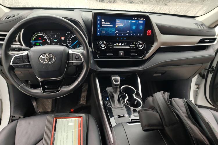 Used Toyota Highlander 2022 Dual-Engine 2.5L Four-Wheel Drive Prestige Version 7 Seats
