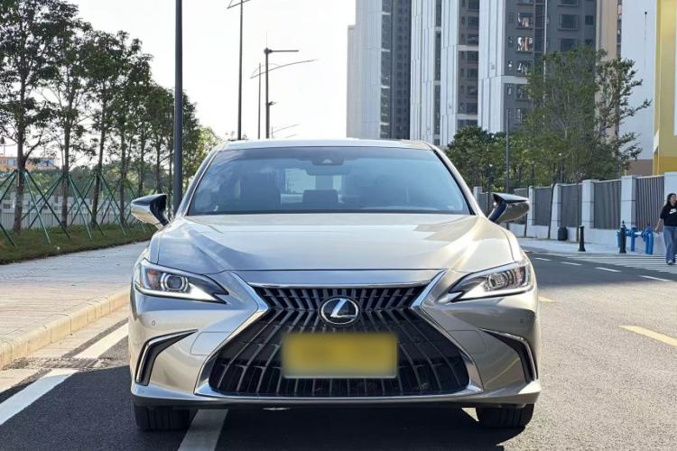 Used Lexus ES 2023 200 Excellence Edition