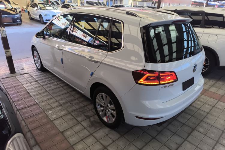 Used Volkswagen Golf Sportsvan 2016 230TSI Automatic Trend Edition
