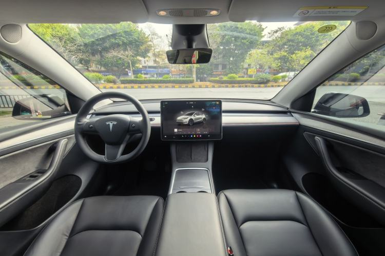 Used Tesla Model Y 2023 Rear-Wheel-Drive Version