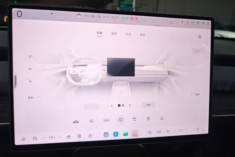 Used ONVO L60 2024 60 kWh Rear-Drive Version
