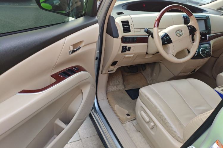 Used Toyota Previa 2012 2.4L 7-Seater Luxury Edition