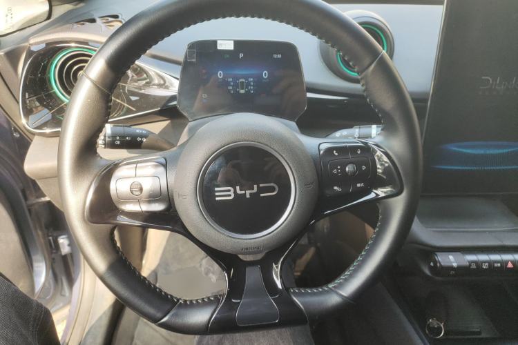 Used BYD Dolphin 2024 Honor Edition 420km Fashion Version
